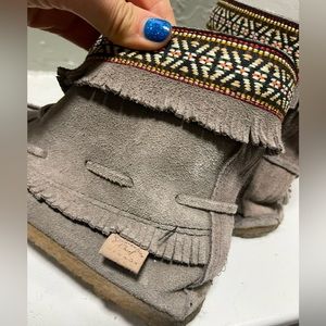 LAURENTIAN CHIEF Moccasins